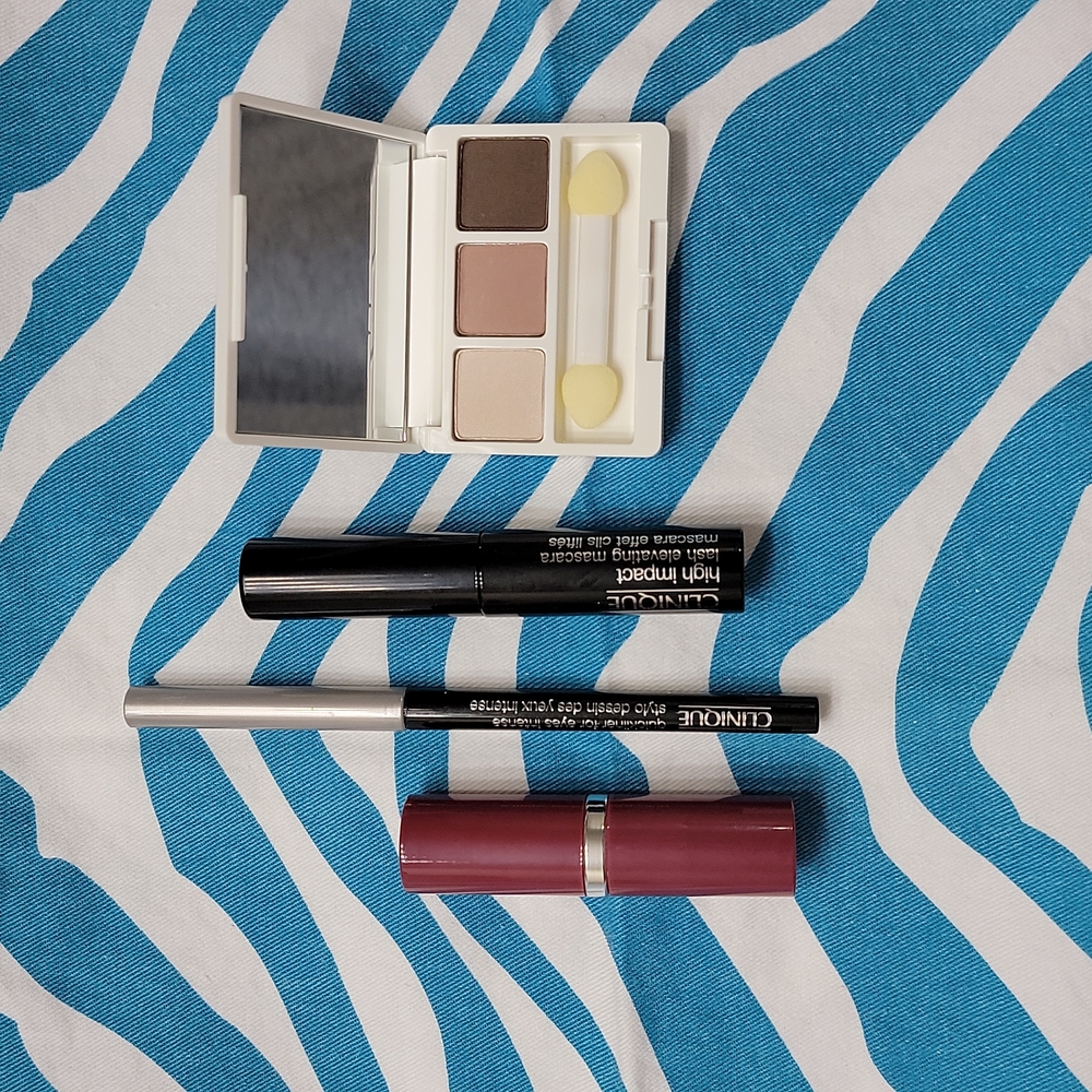 Clinique lot #2